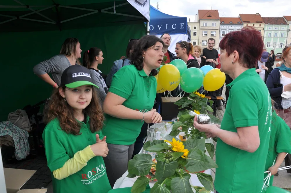 Sportovně relaxační areál v Hluboké nad Vltavou ožije benefiční akcí Hejbni kostrou s budějckou Roskou