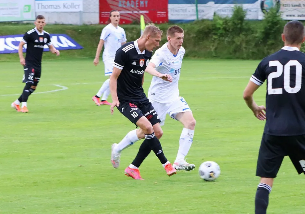 Úvod přípravy zahájilo Dynamo porážkou od moskevského jmenovce.