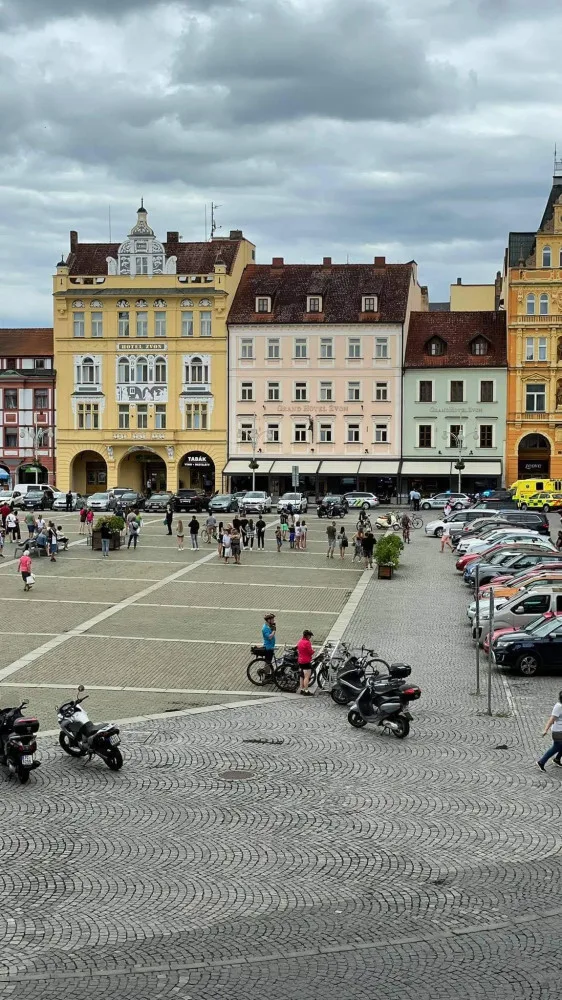 Vyděrač z budějckého náměstí není pro policisty neznámou postavou