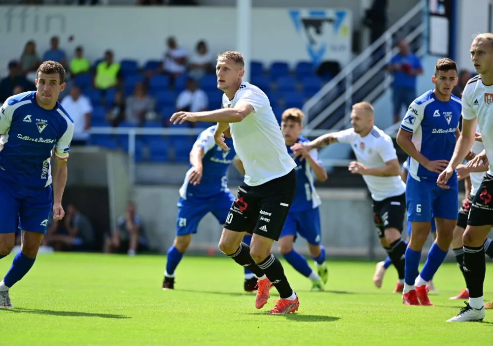 První výhra v přípravě, Dynamo rozstřílelo Vlašim