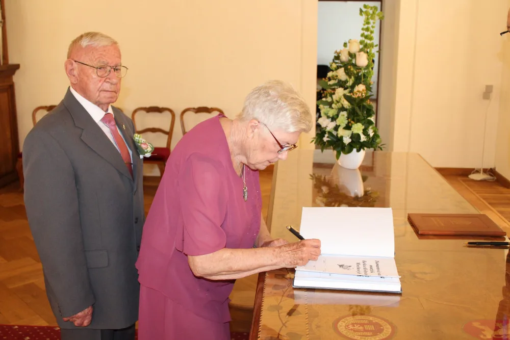 Manželé Květoslava a Karel Morcheovi.