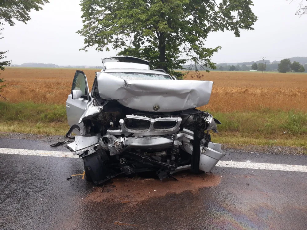 Na Písecku došlo k další tragické nehodě. Jeden člověk zemřel, další jsou ve vážném stavu