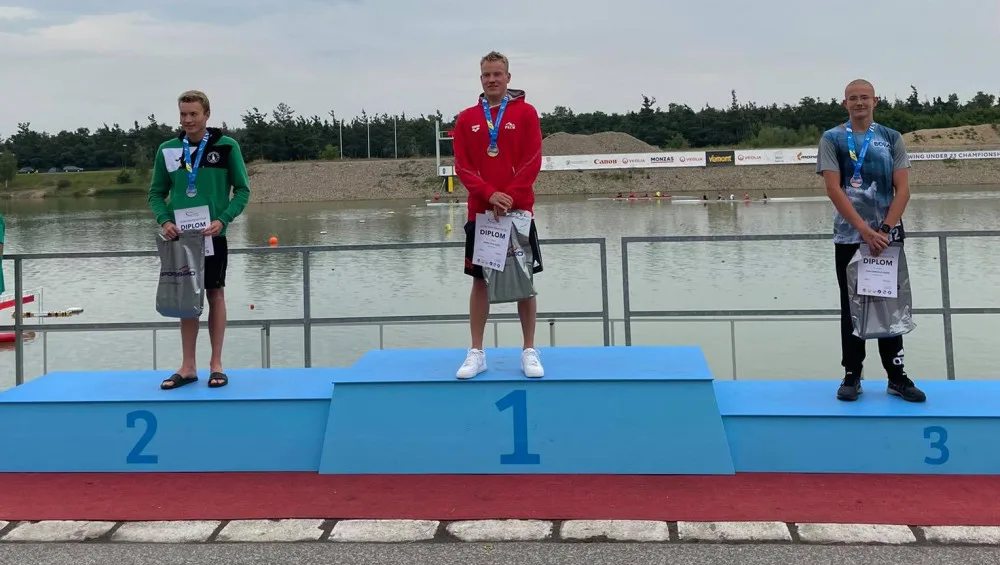 Plavec Zach získal mistrovský titul na 20 kilometrů