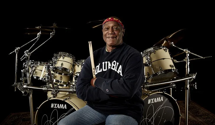 Český Krumlov přivítá jazzového bubeníka Billyho Cobhama i zpěváky z Broadwaye
