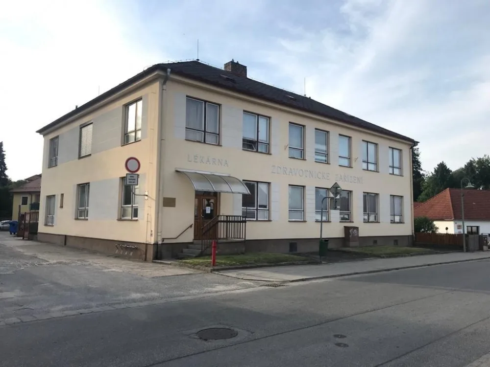 Kraj pomůže Chlumu u Třeboně s nákupem zdravotního střediska. Poskytne mu dotaci