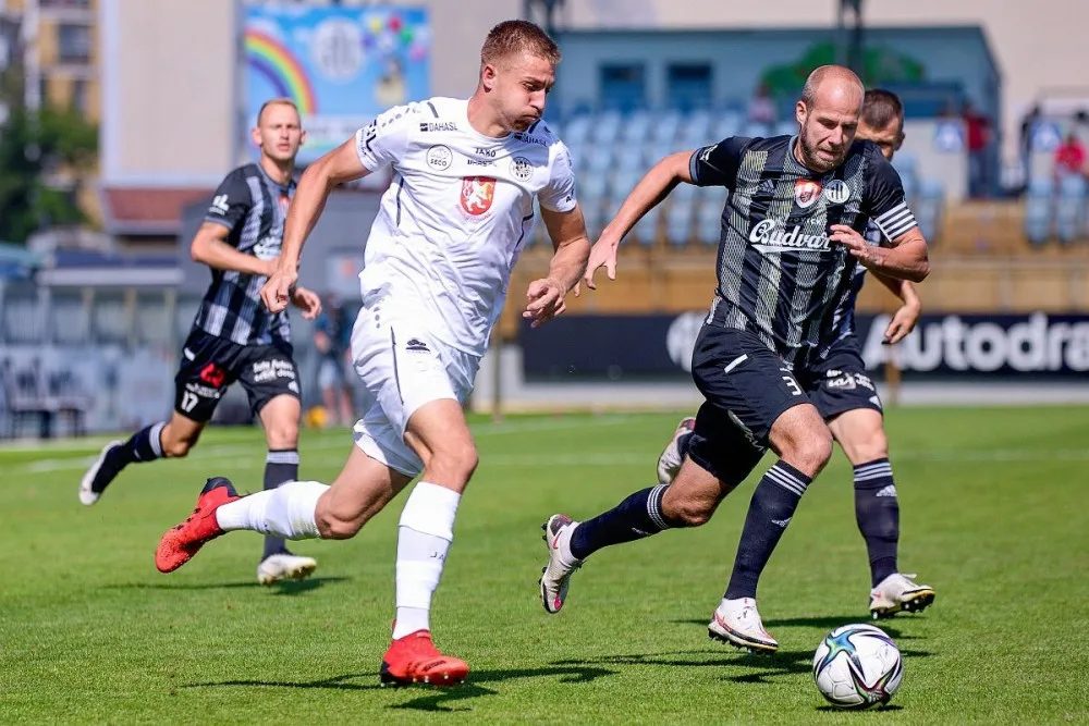 Dynamo doma prohrálo s Hradcem Králové 0:1.