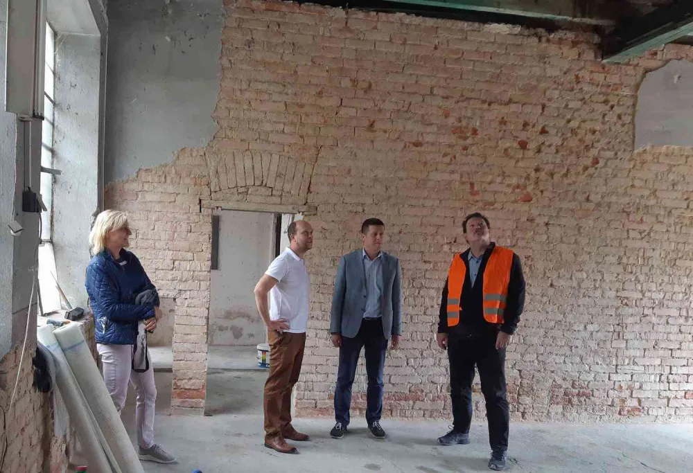 Hasiči v Novém Vrátě budou mít nové zázemí. Rekonstrukce vyjde na tři miliony korun