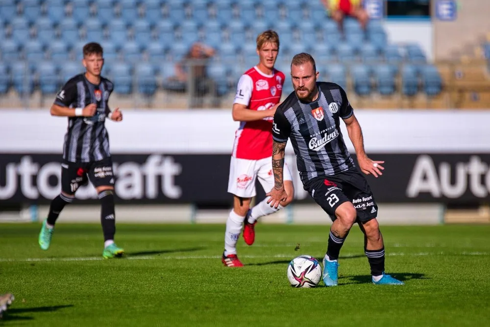 Dynamo vyhrálo dvakrát 3:1 a v tabulce je sedmé.