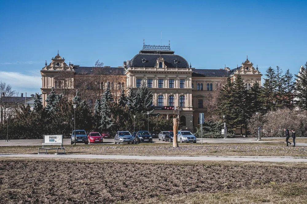 Město vyhlásilo architektonickou soutěž na rekonstrukci Senovážného náměstí.