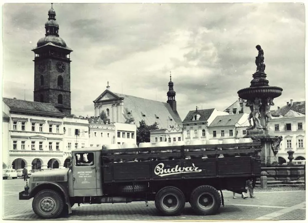 Budějovický Budvar vaří pivo už 126 let. Začátky provázely dramatické spory
