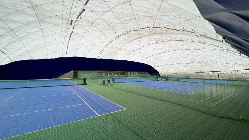 Mladí hráči z regionu se mohou dostat na Wimbledon. Praha přivítá unikátní sérii tenisových turnajů