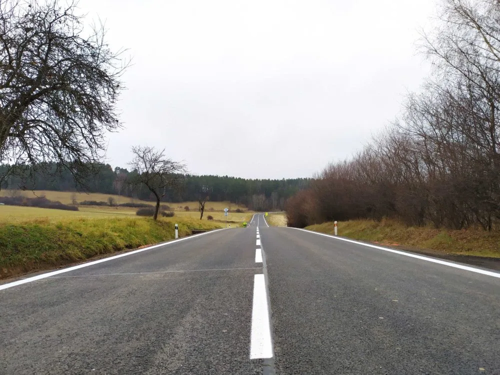 Zlešickými zatáčkami projedou řidiči bez omezení.