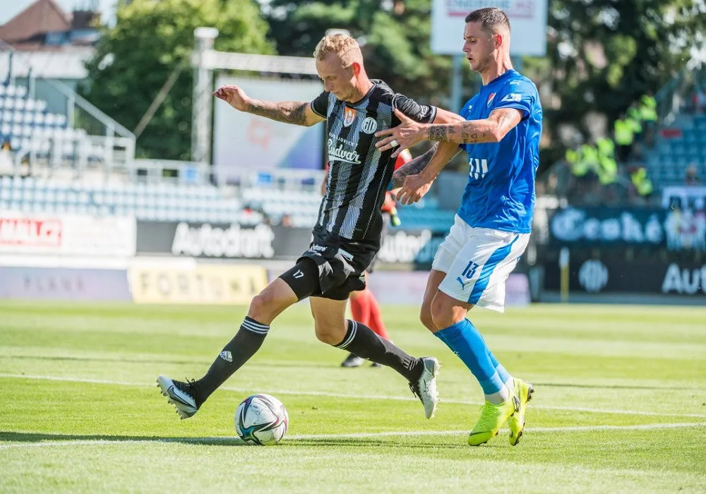 Baník Ostrava porazil Dynamo České Budějovice.