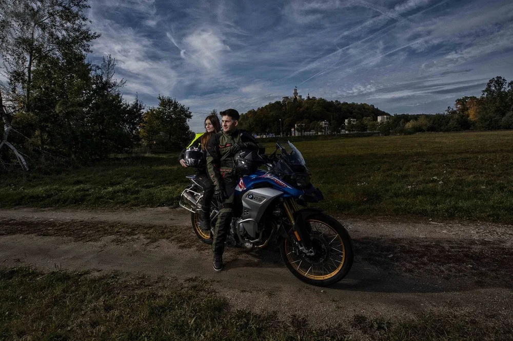 Firma MBW, která obléká motorkáře od hlavy k patě, chystá týden plný slev.
