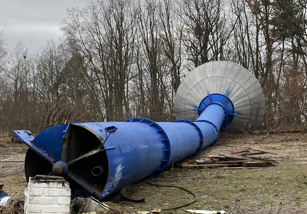 Věžový vodojem poslali k zemi. Nahradil ho nový