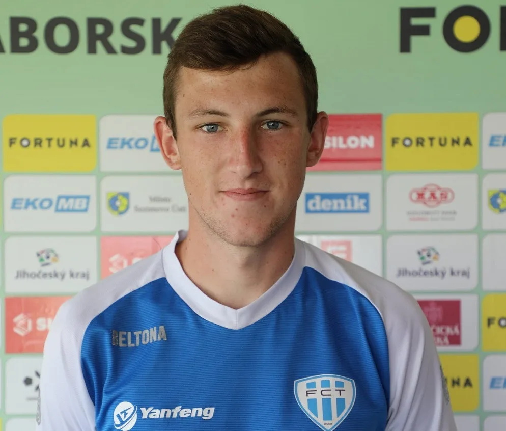 Slavia získala z Ichu z Táborska, opačným směrem míří Daniel Kosek
