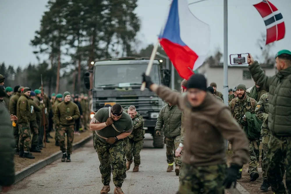 Fyzičku si zvyšovali díky náročným sportovním soutěžím, na kterých hájili české barvy.