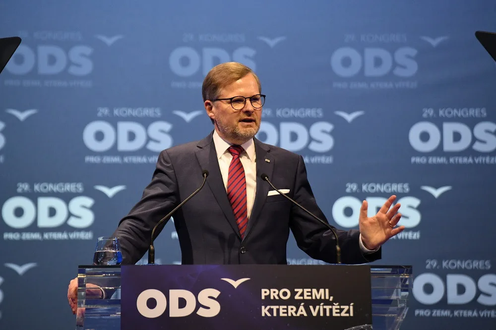 Vláda příští týden zruší povinnost předkládat covidové certifikáty
