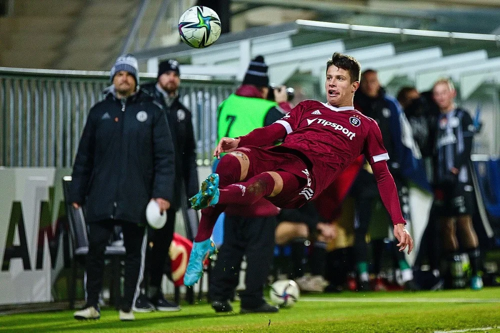 Povedené utkání, Dynamo remizovalo se Spartou