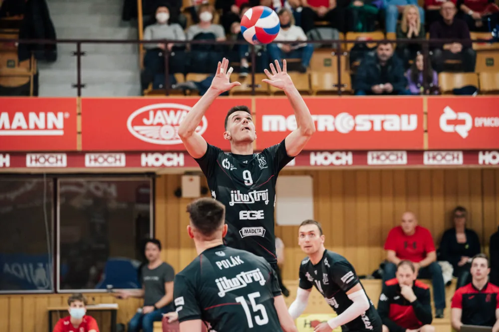 Každým balonem se na hřišti cítím jistější, vypráví Piskáček