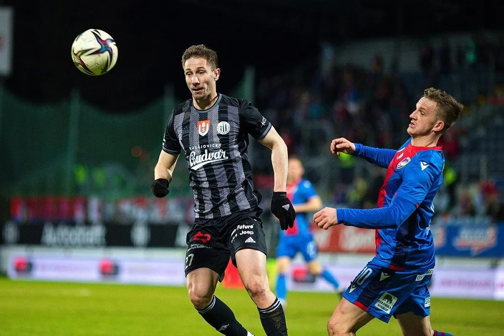 Domácí série vzala za své, Dynamo prohrálo s Plzní