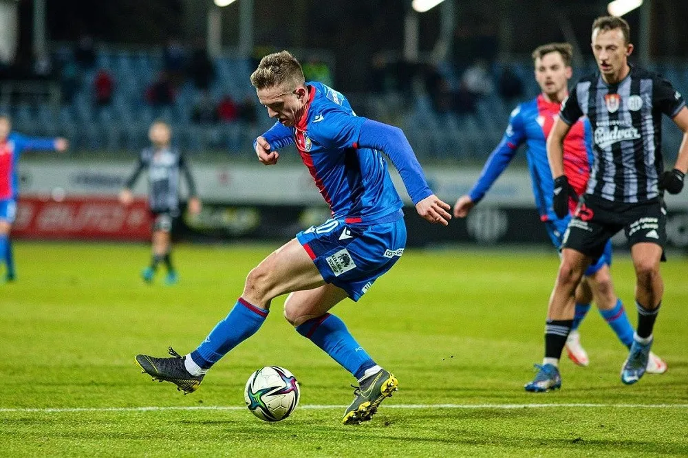 Domácí série vzala za své, Dynamo prohrálo s Plzní