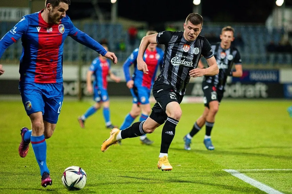 Domácí série vzala za své, Dynamo prohrálo s Plzní