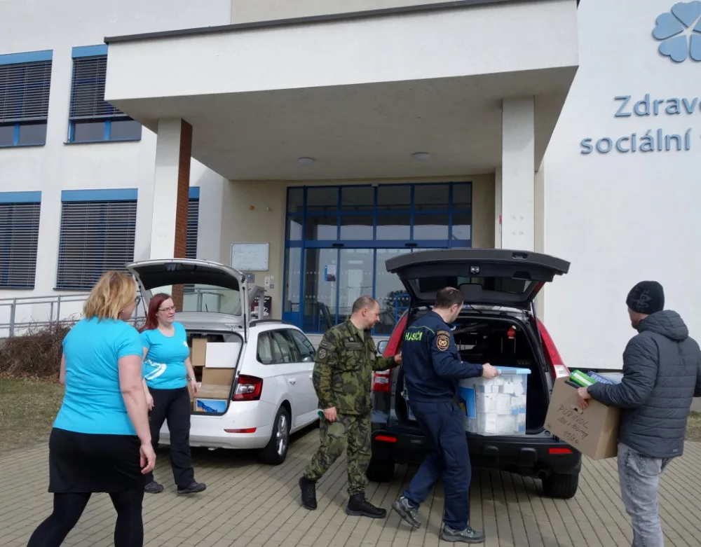 Zdravotnická materiální pomoc shromážděná ve sbírce pořádané ZSF JU už míří na Ukrajinu