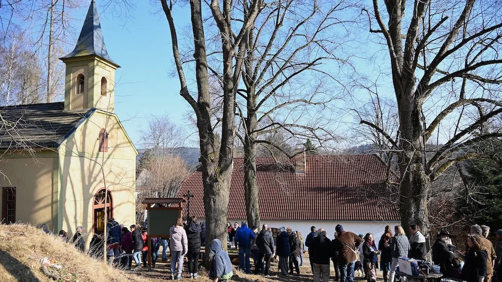 Spolku se podařilo opravit kapli svatého Josefa v původně sudetské obci u Volar