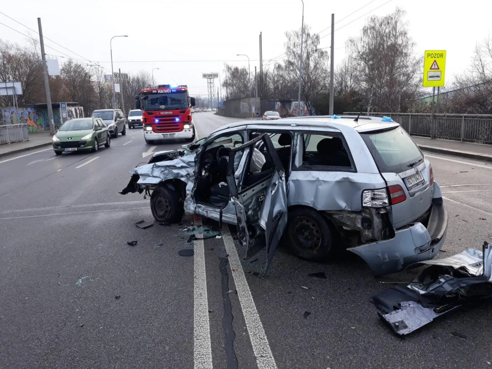 V Budějcích komplikuje provoz tragická dopravní nehoda. Tvoří se kolony