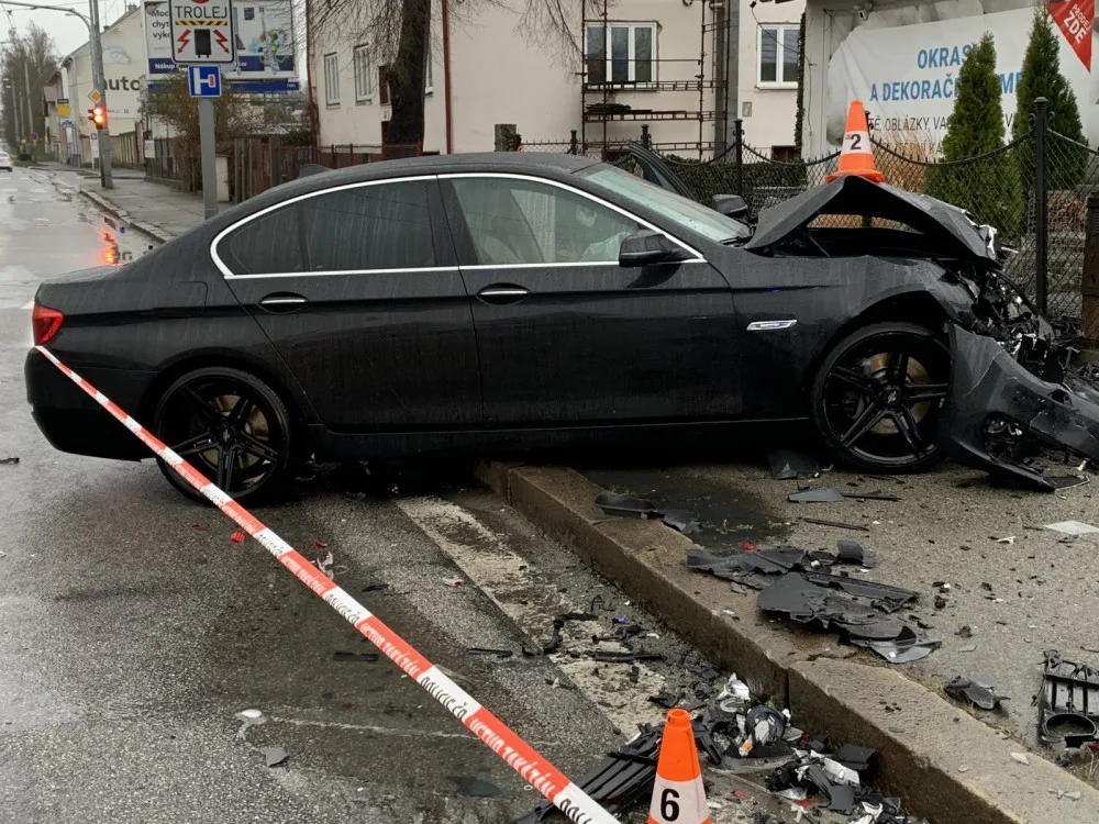 Další tragická nehoda. Na Pražské třídě zemřel řidič fabie
