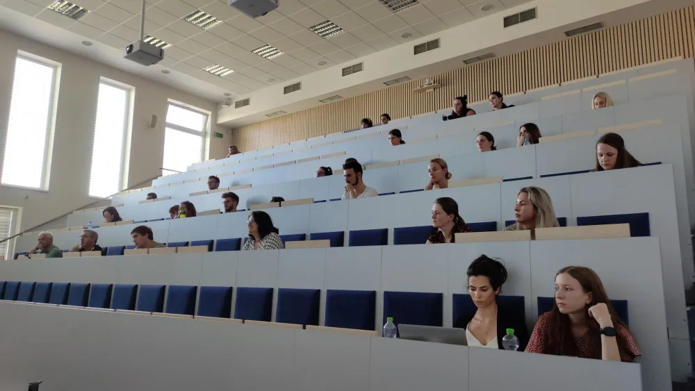 Možné směry evropské spolupráce přiblížila na Filozofické fakultě moderovaná diskuze s odborníky