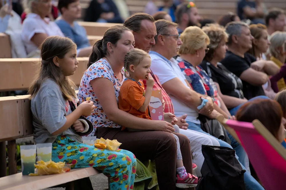 Háječek nabídne žhavé zahájení s Hříšňákem a Pánským klubem