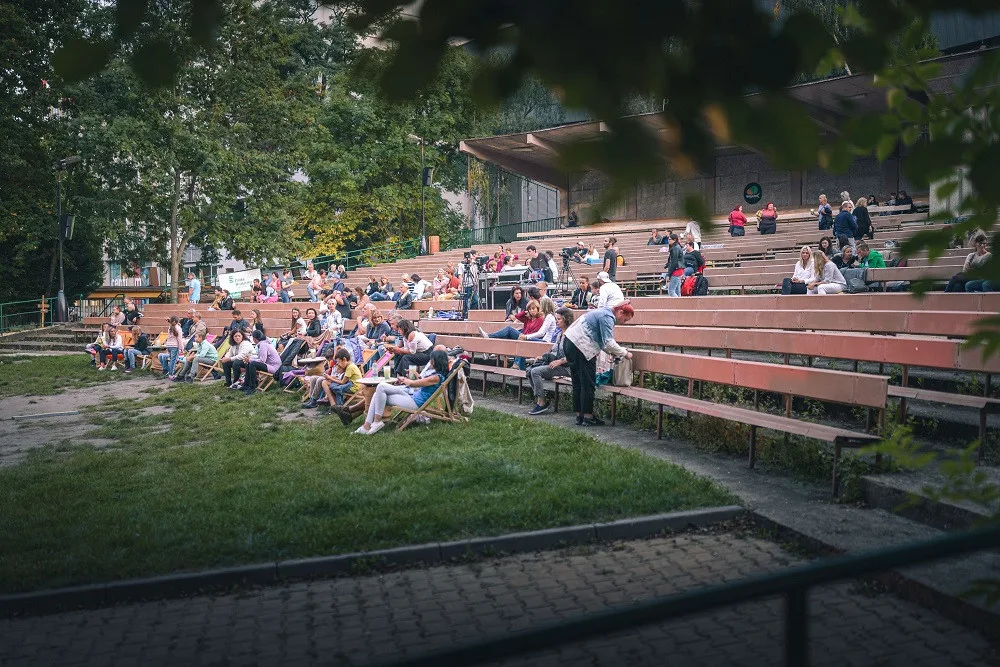Háječek nabídne žhavé zahájení s Hříšňákem a Pánským klubem