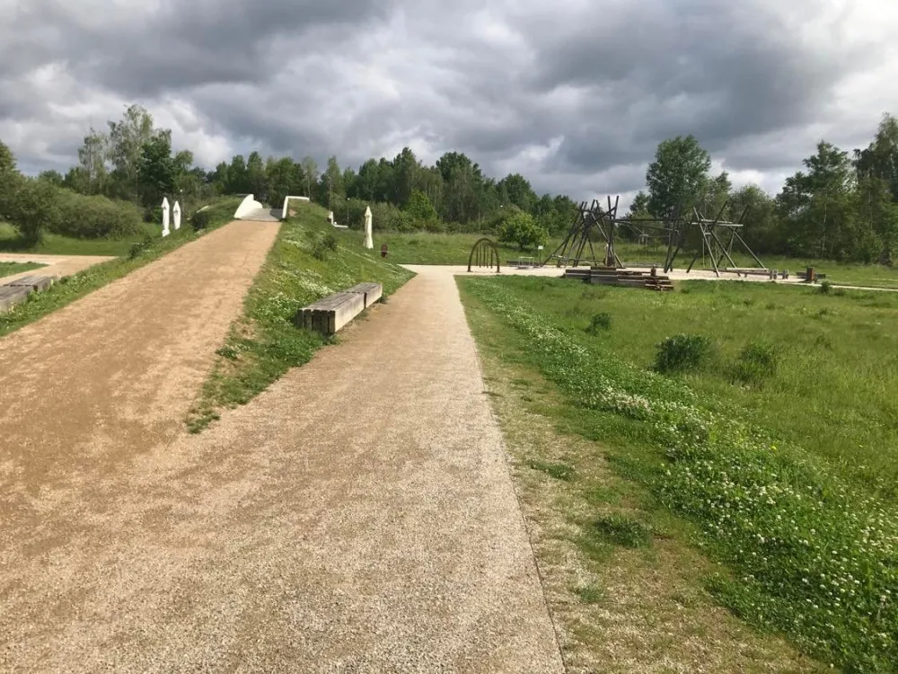 Park 4Dvory mezi sídlišti Máj a Vltava v Českých Budějovicích.