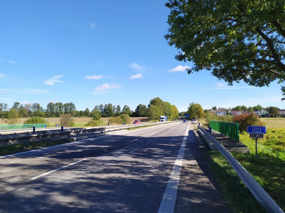 Řidiči, kteří jedou z Třeboně do Rakouska, musí počítat s objížďkou