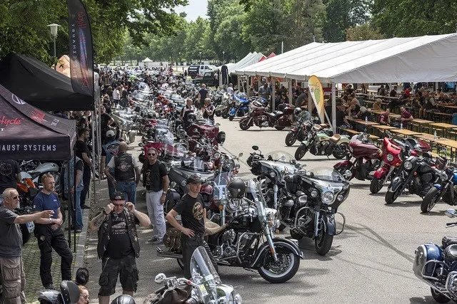 V sobotu vyjede legendární Spanilá jízda motocyklů