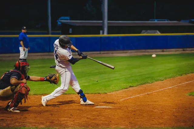 Sokol Hluboká porazil ve víkendové sérii Blesk Jablonec a s deseti body vede Nadstavbu o baseballovou Extraligu