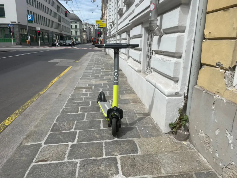 V Linci dohlíží na koloběžky šerifové. Místostarosta chce blokovat chuligány, hrozí i úplným zákazem