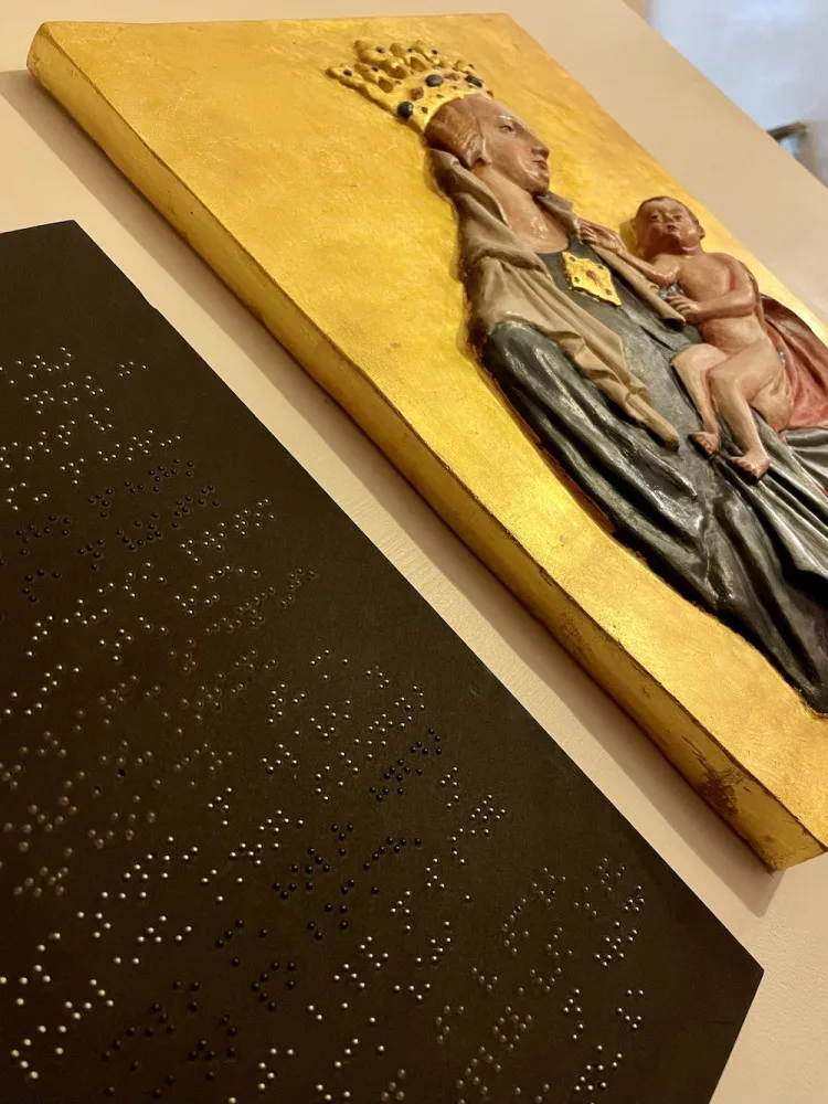 Univerzita umístila haptický model Vyšebrodské madony pro nevidomé a slabozraké v cisterciáckém klášteře ve Vyšším Brodě