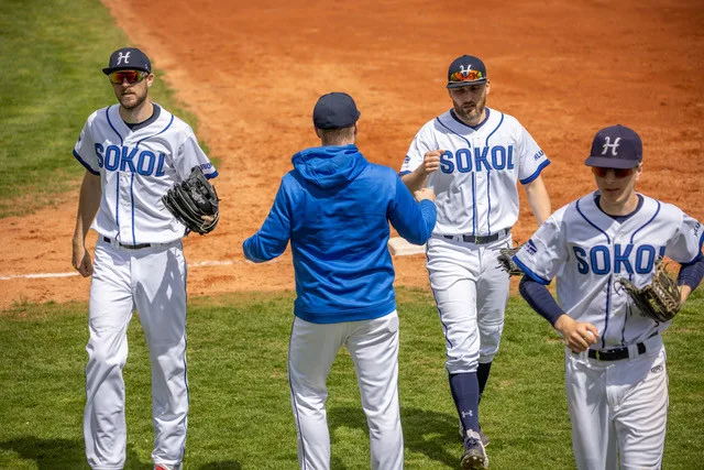 Na Hluboké pokračuje nadstavba o baseballovou Extraligu. Sokol hostí v pátek Kotlářku Praha