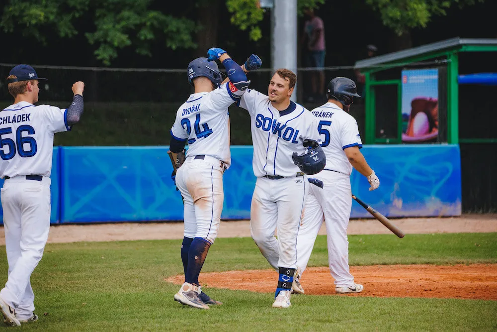 Sokol Hluboká přehrál Olympii Blansko a Skokany Olomouc a zvládl při tom i tři homeruny v řadě