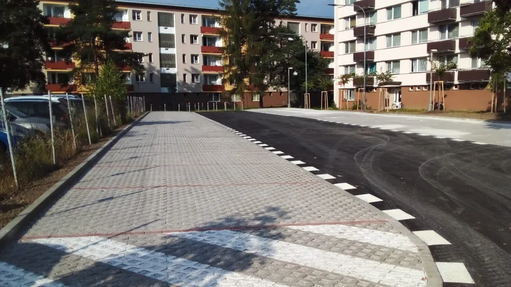 Ve Staroměstské je nové parkoviště. Vyšlo na více než 3 miliony korun