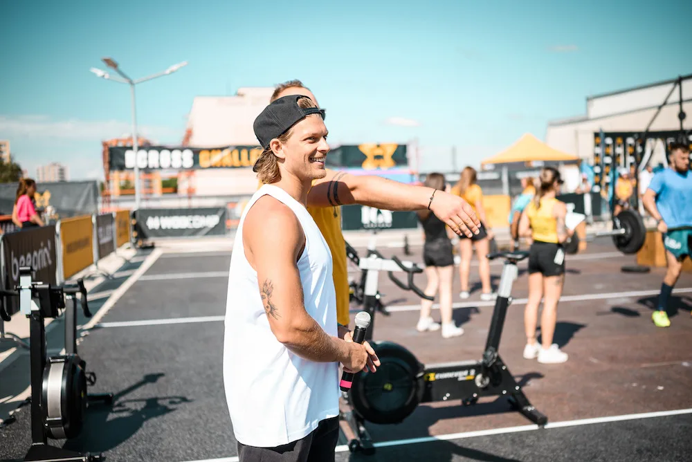Přes tři stovky závodníků, ale i VIP hosté. Na střeše IGY Centra odstartovaly Big Summer Games