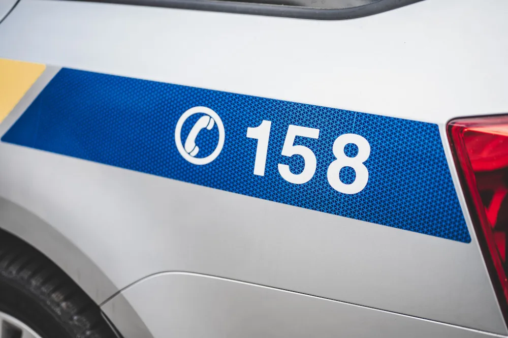 Policisté pátrají po dívkách, které utekly z dětského domova