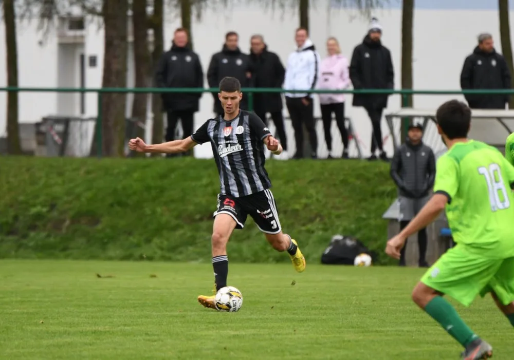 Dynamo doma remizovalo 3:3.