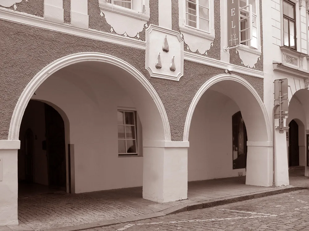 DRBNA HISTORIČKA: Domovní čísla zavedla Marie Terezie od roku 1770