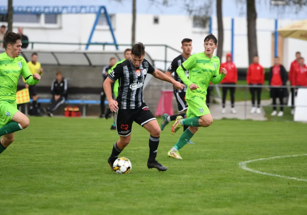 Rezerva Dynama remizovala 1:1.