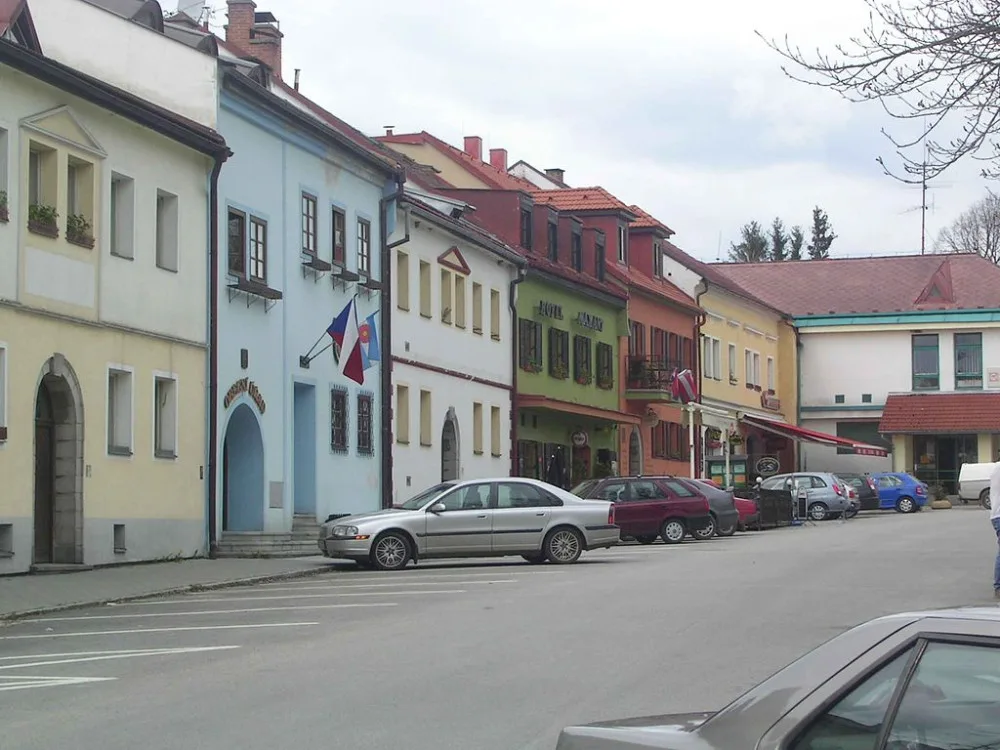 Frymburk vybírá na poplatcích za pobyt o 50 procent více než v minulých letech