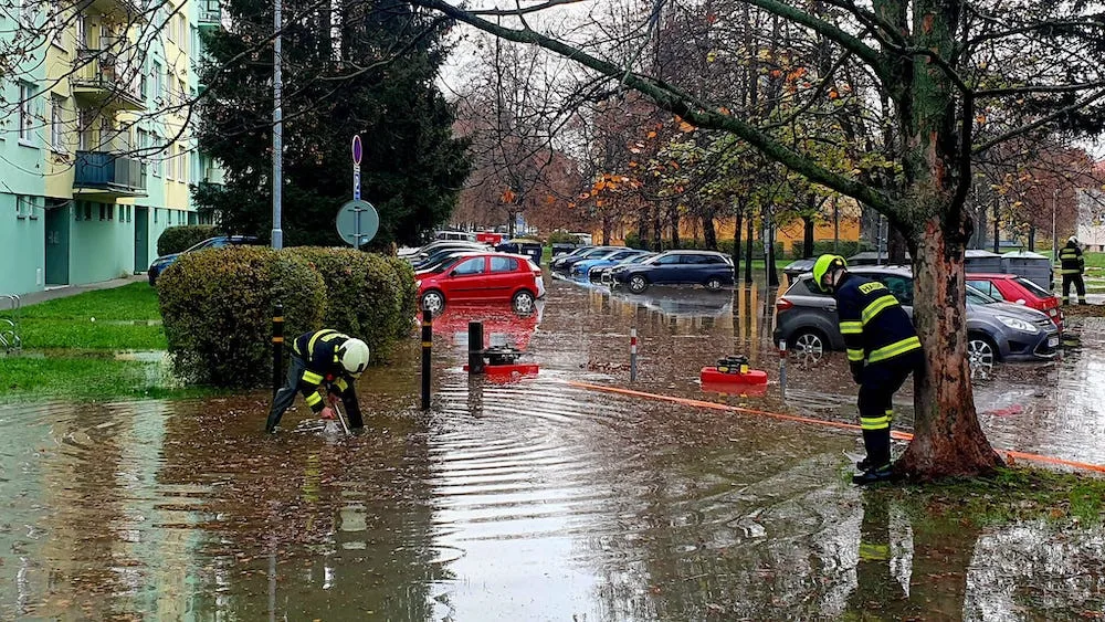 Část Budějc byla od rána bez vody. V Plzeňské prasklo potrubí